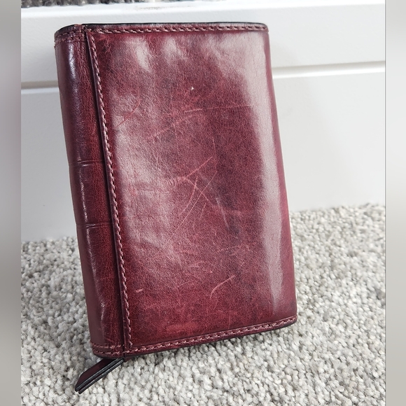 Vintage Coach Women's Leather Wallets - Picture 3 of 8